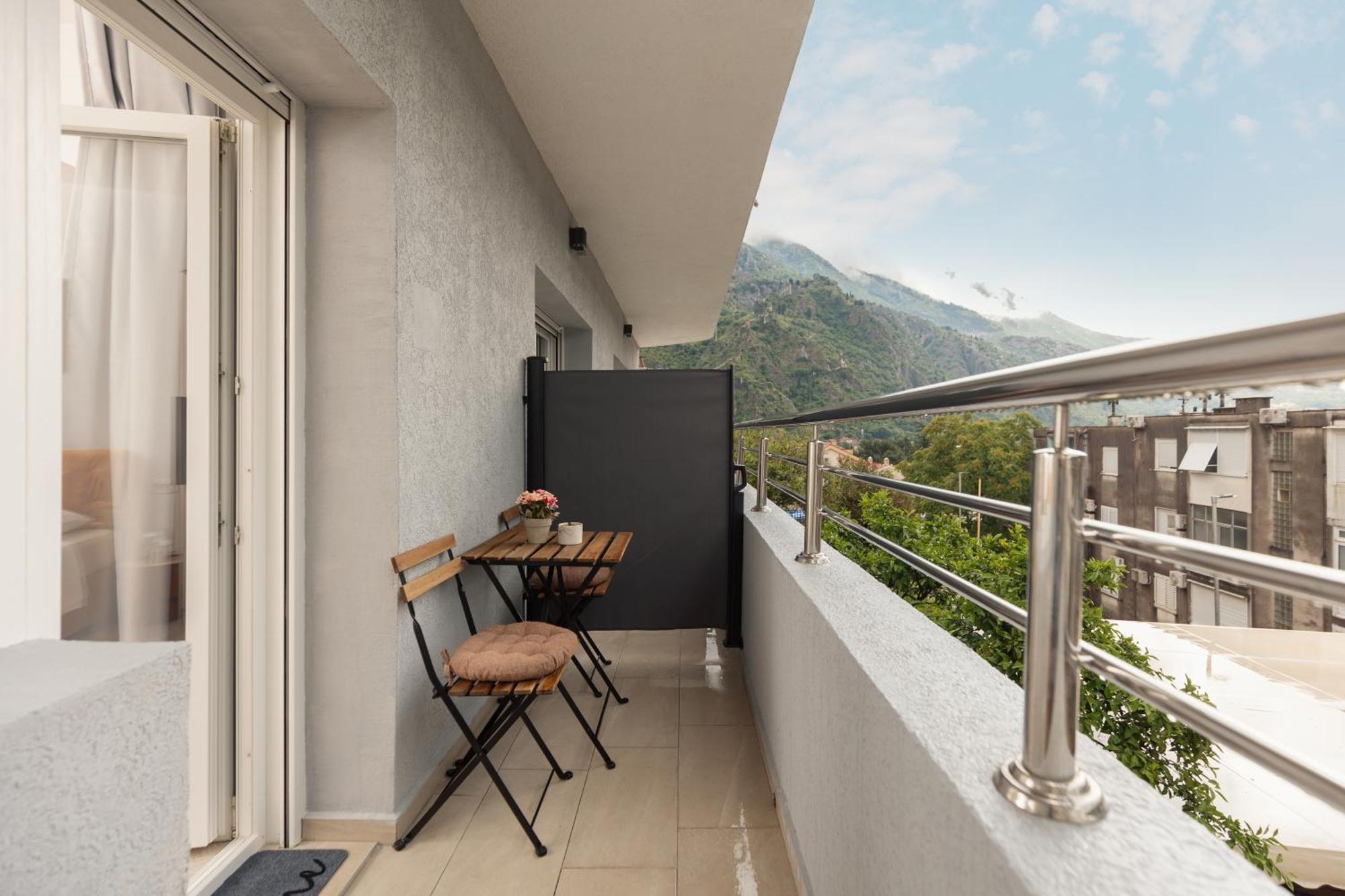 Apartments Time Котор Экстерьер фото